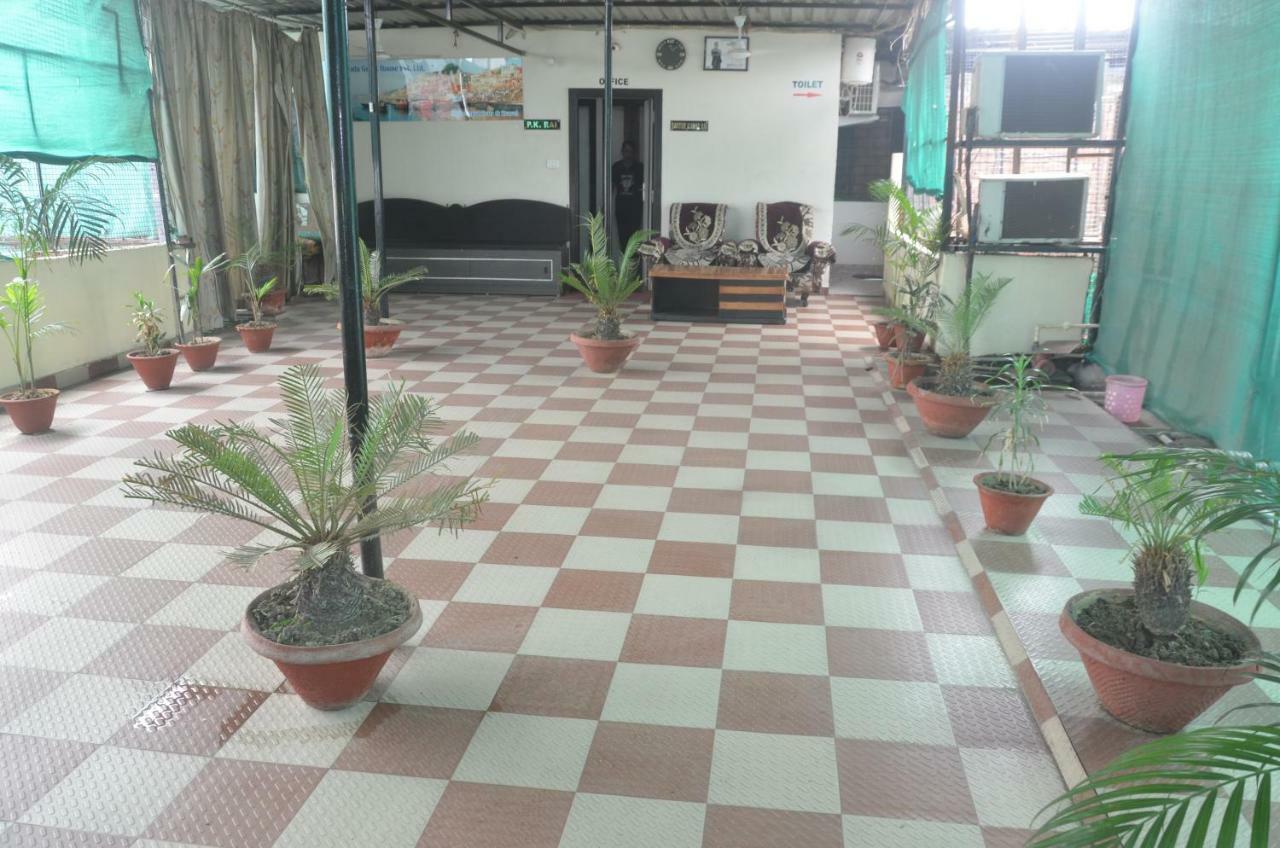 Hotel Tamilnadu Kashi Варанасі Екстер'єр фото