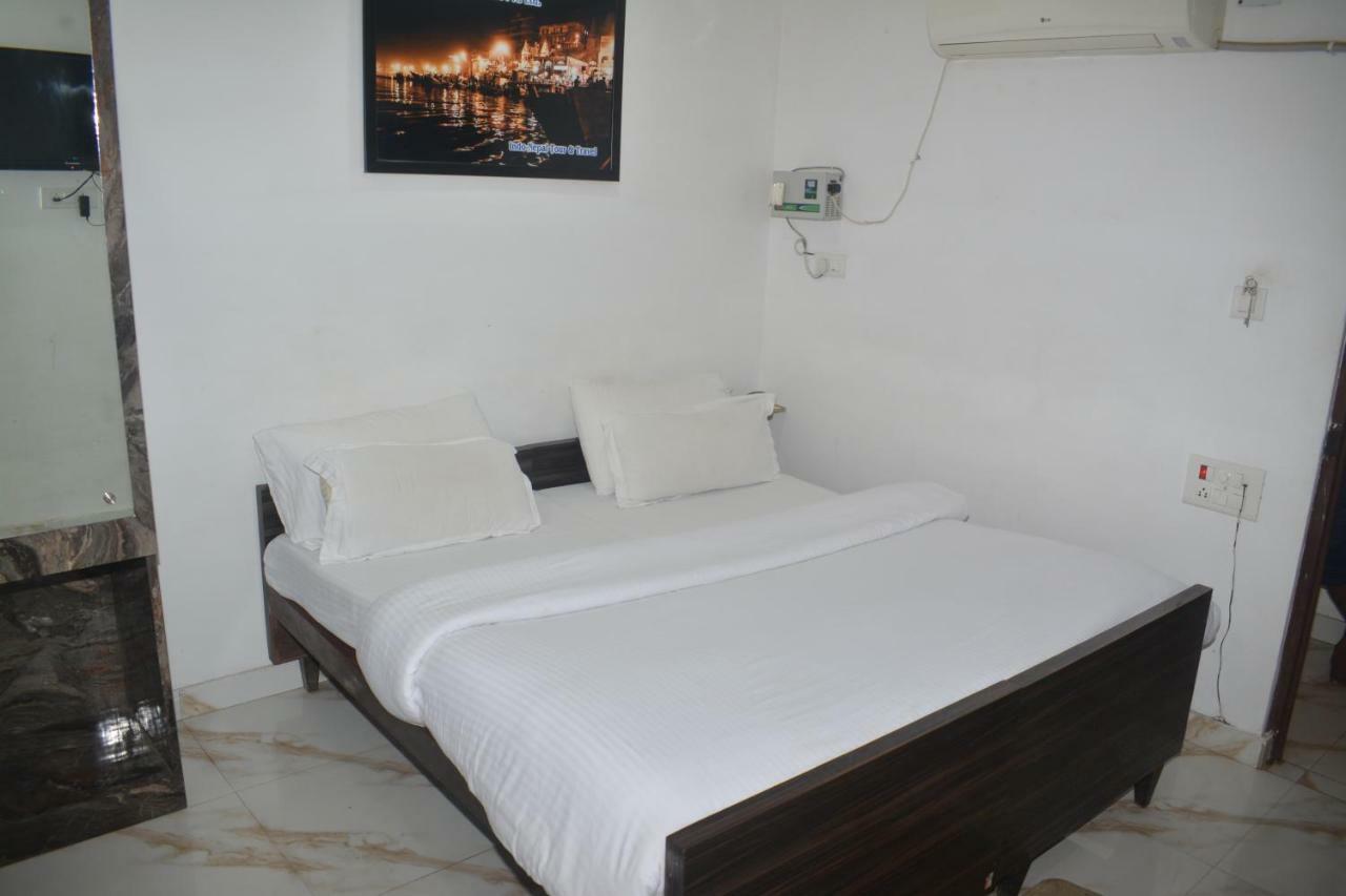 Hotel Tamilnadu Kashi Варанасі Екстер'єр фото