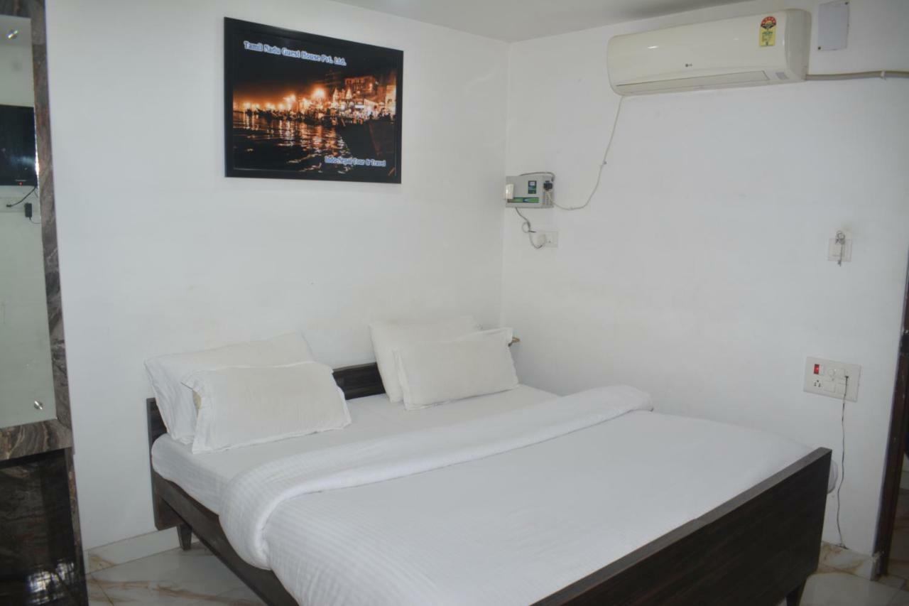 Hotel Tamilnadu Kashi Варанасі Екстер'єр фото